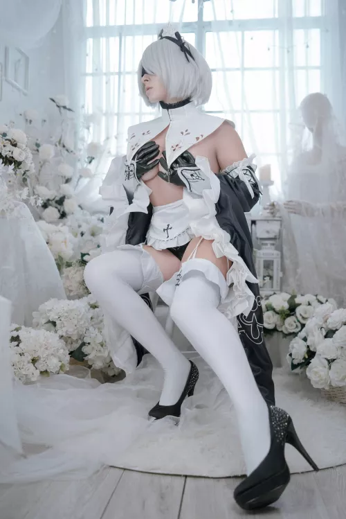 2B Holy Maid by Yuna Kairi  by YunieSunshine