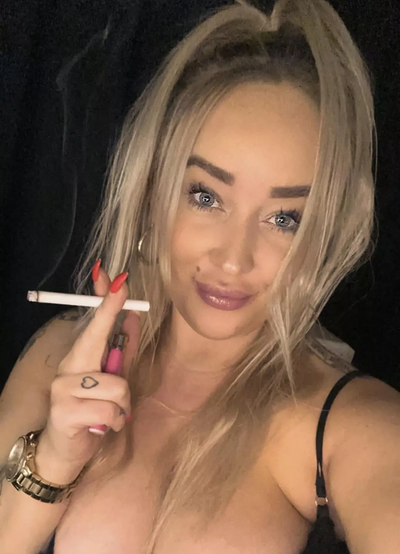 Can i smoke for u?  posted by xxkiki22