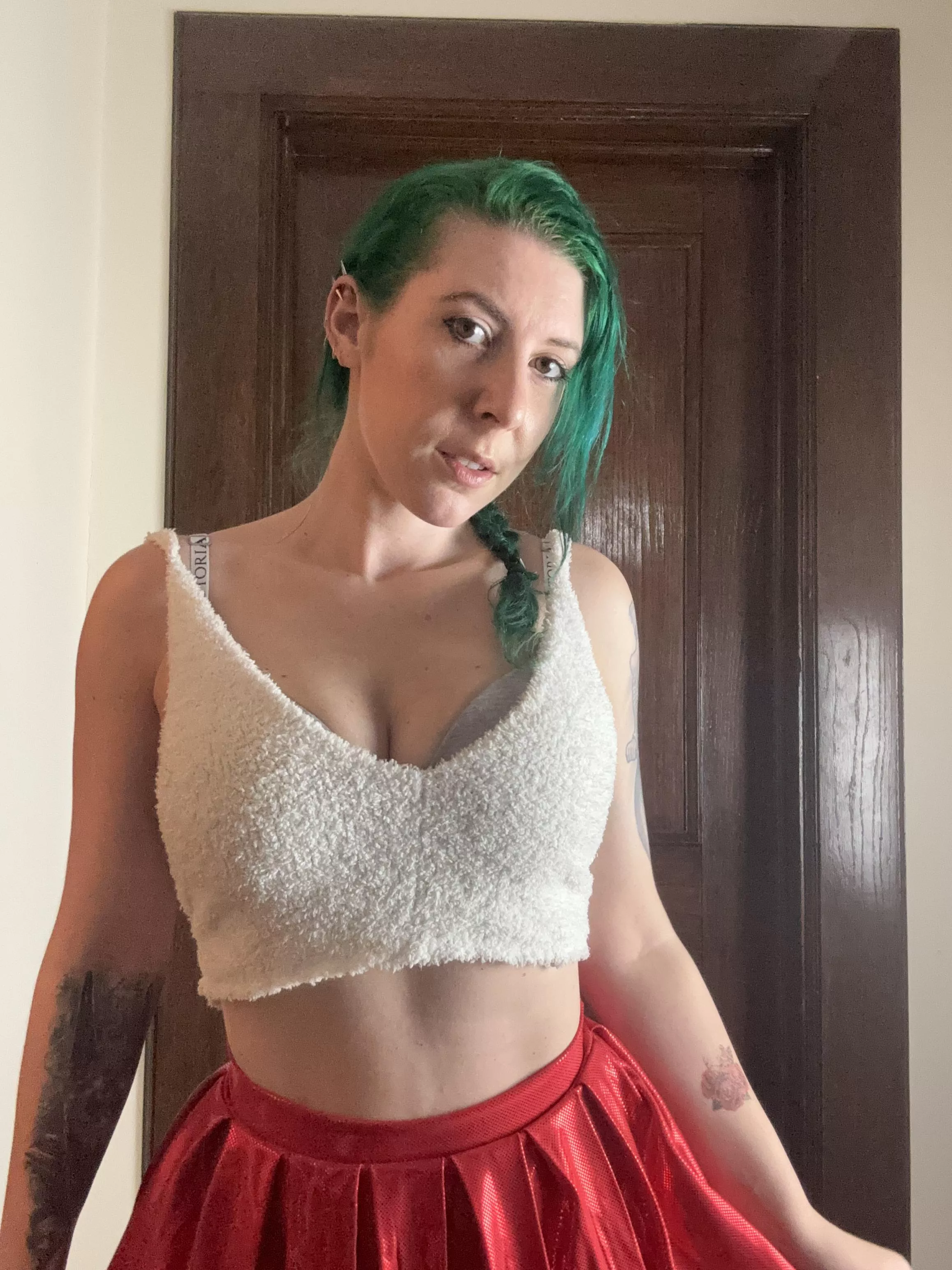 Cozy babe posted by sirenskiss3