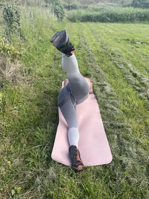 Hope you find me attractive:) by leeloo_teach