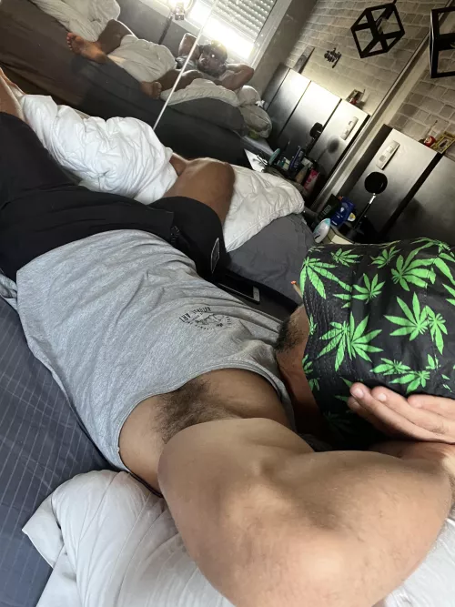 I dig being sniffed while I smoke by Donkai_M