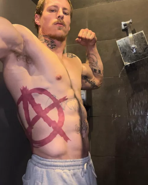 Slide in on there by alecnysten