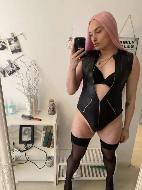 This is my favorite dominance outfit by SOPHI_HONEY