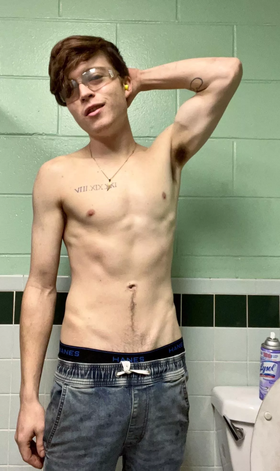 What do you think it smells like  posted by iSkye369