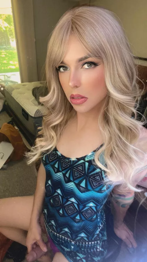 What’s this between my legs?  by NickkieSin