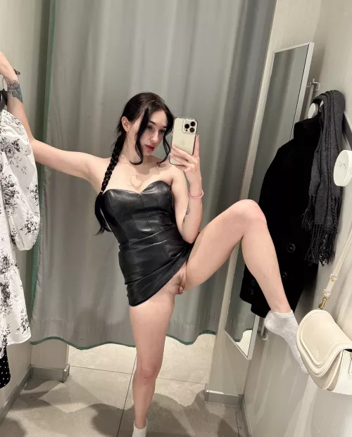 Feeling a little brave by lemon_crush_