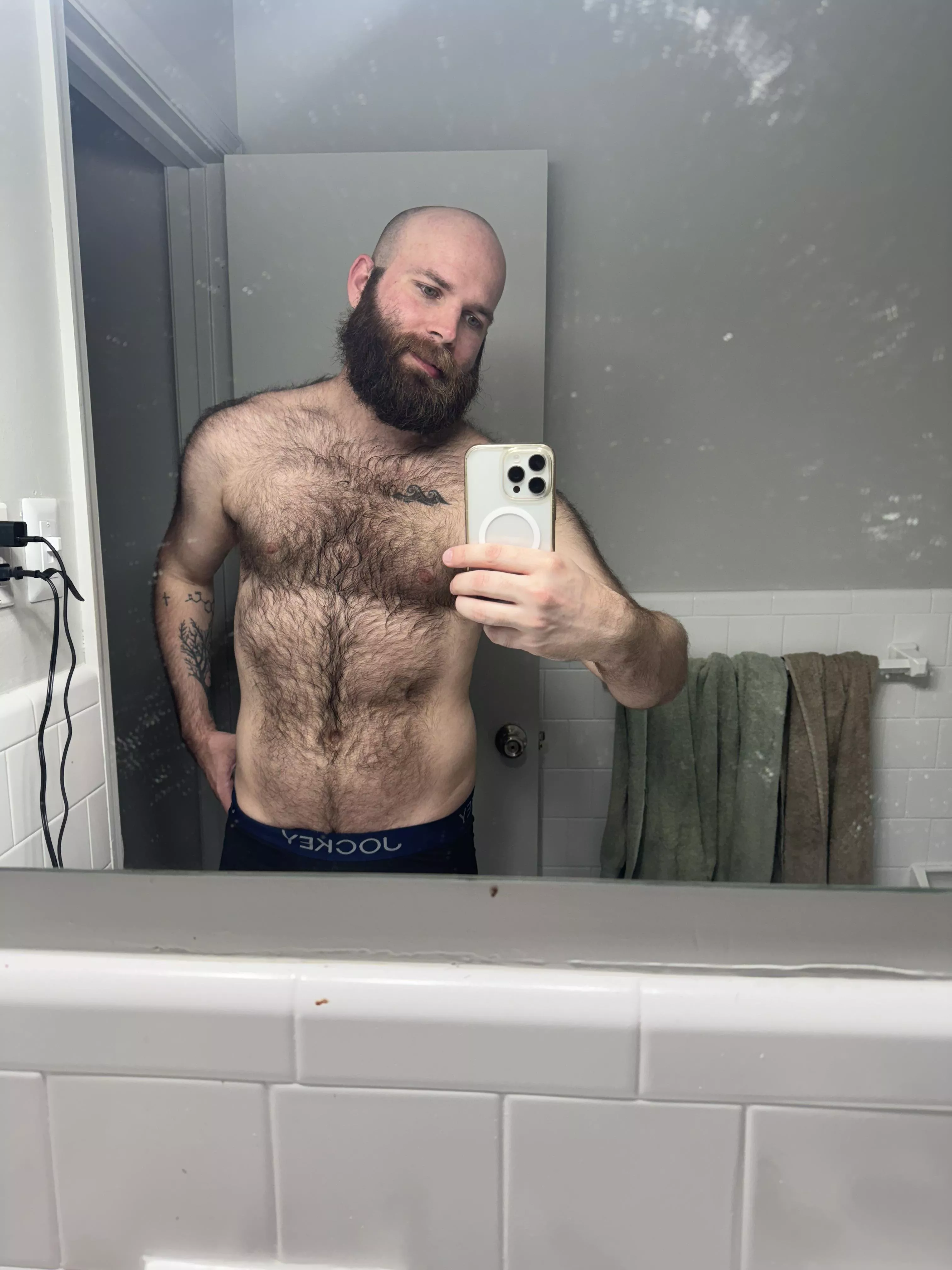 Fresh out the shower posted by BearryHairy