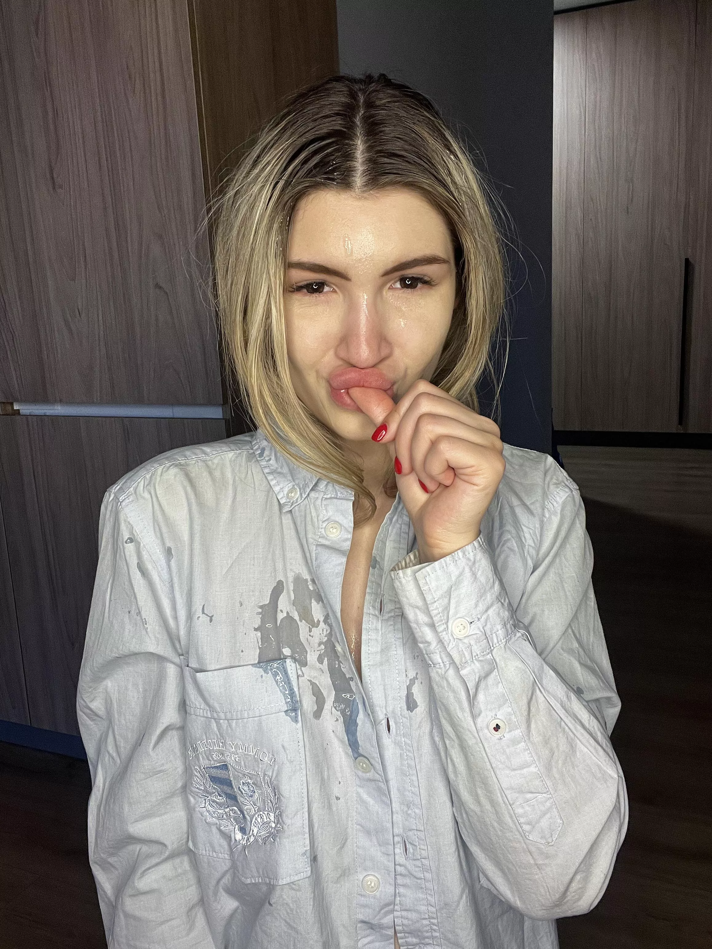 his cum is everywhere now posted by TomReaderr