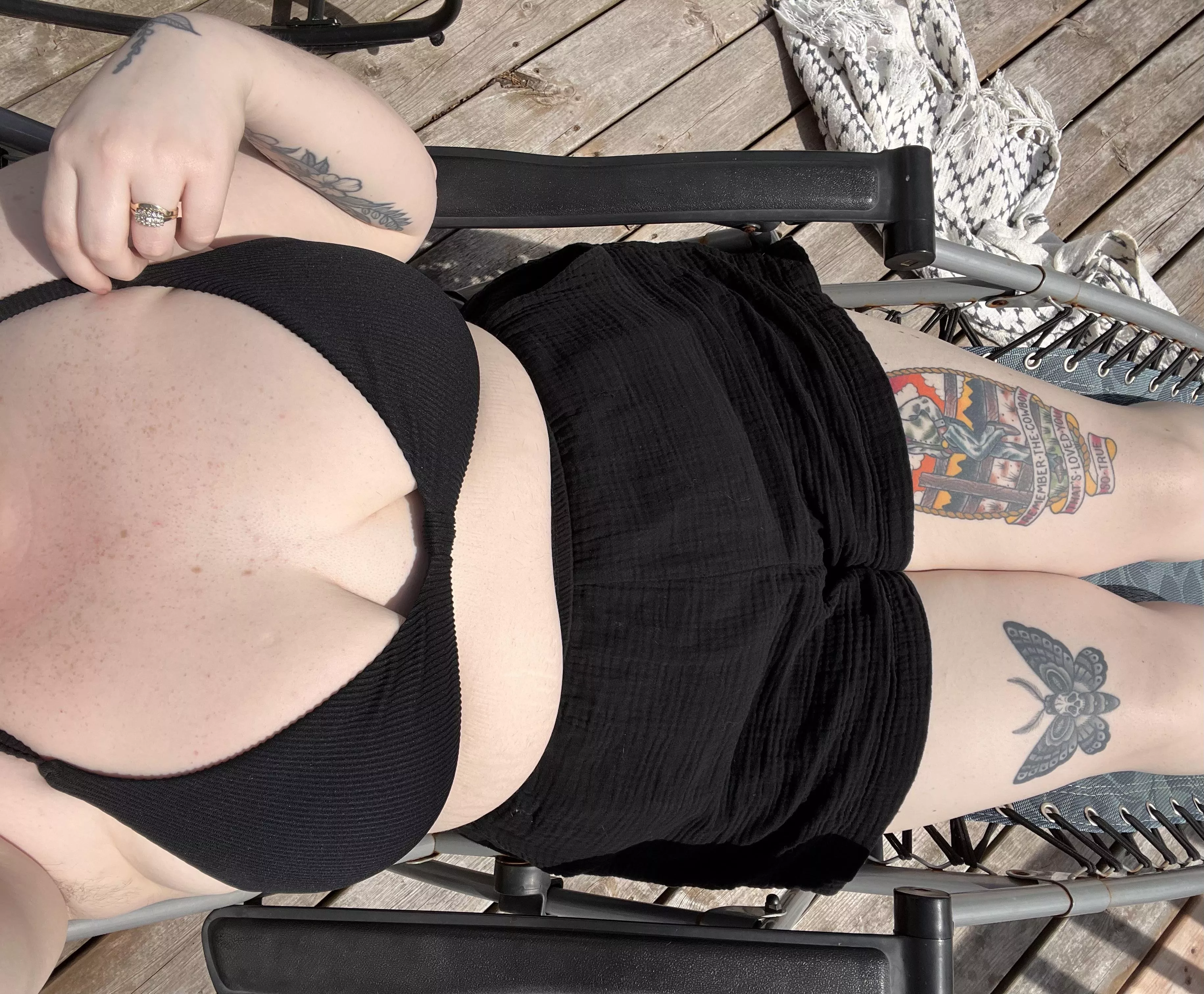 Hope the neighbours don’t mind if I wear less  posted by kensingtonworker