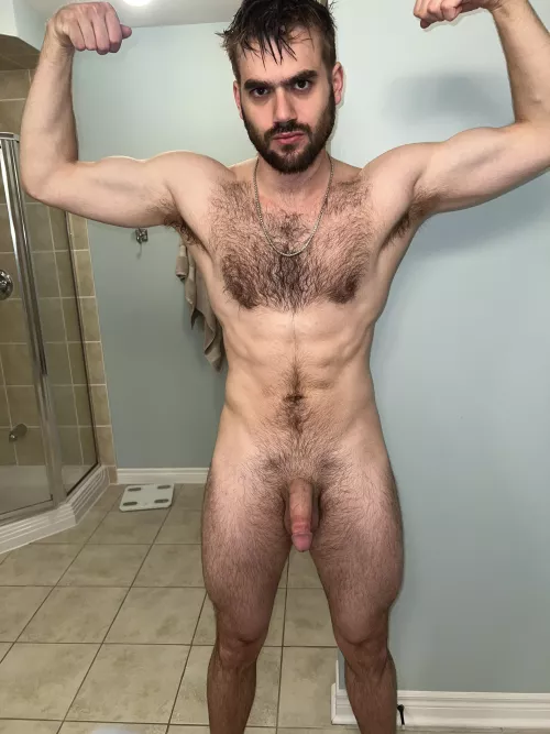 Just getting back to working out. Will be tracking my progress by showsumtitties