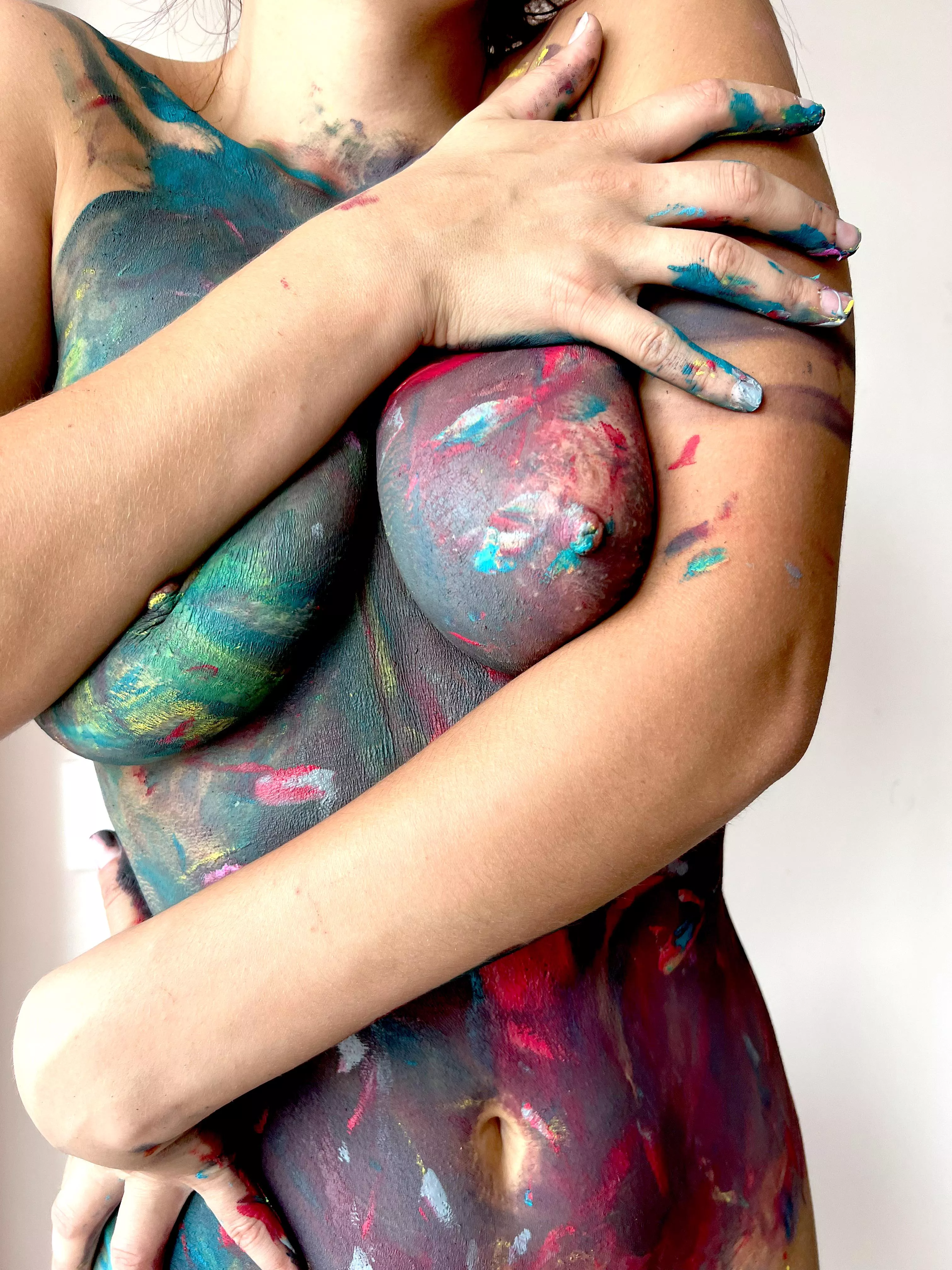 Name a more beautifull form of art than human body posted by Myonaaa