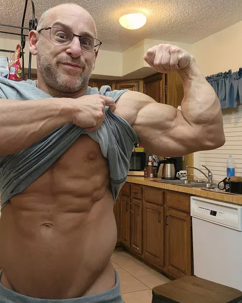 Popeye ate spinach. I eat matzo meal. Just a silly Jewish man... by vinnymarchegiano