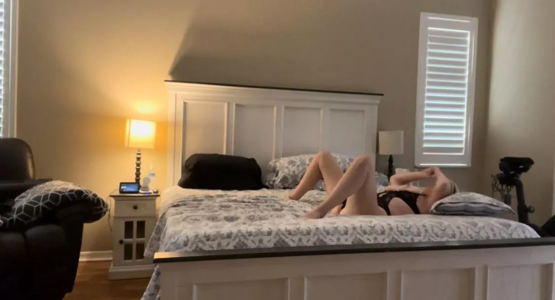 Who wants to come keep me entertained on this crazy rainy day? 33F South Florida  posted by OkKick8629