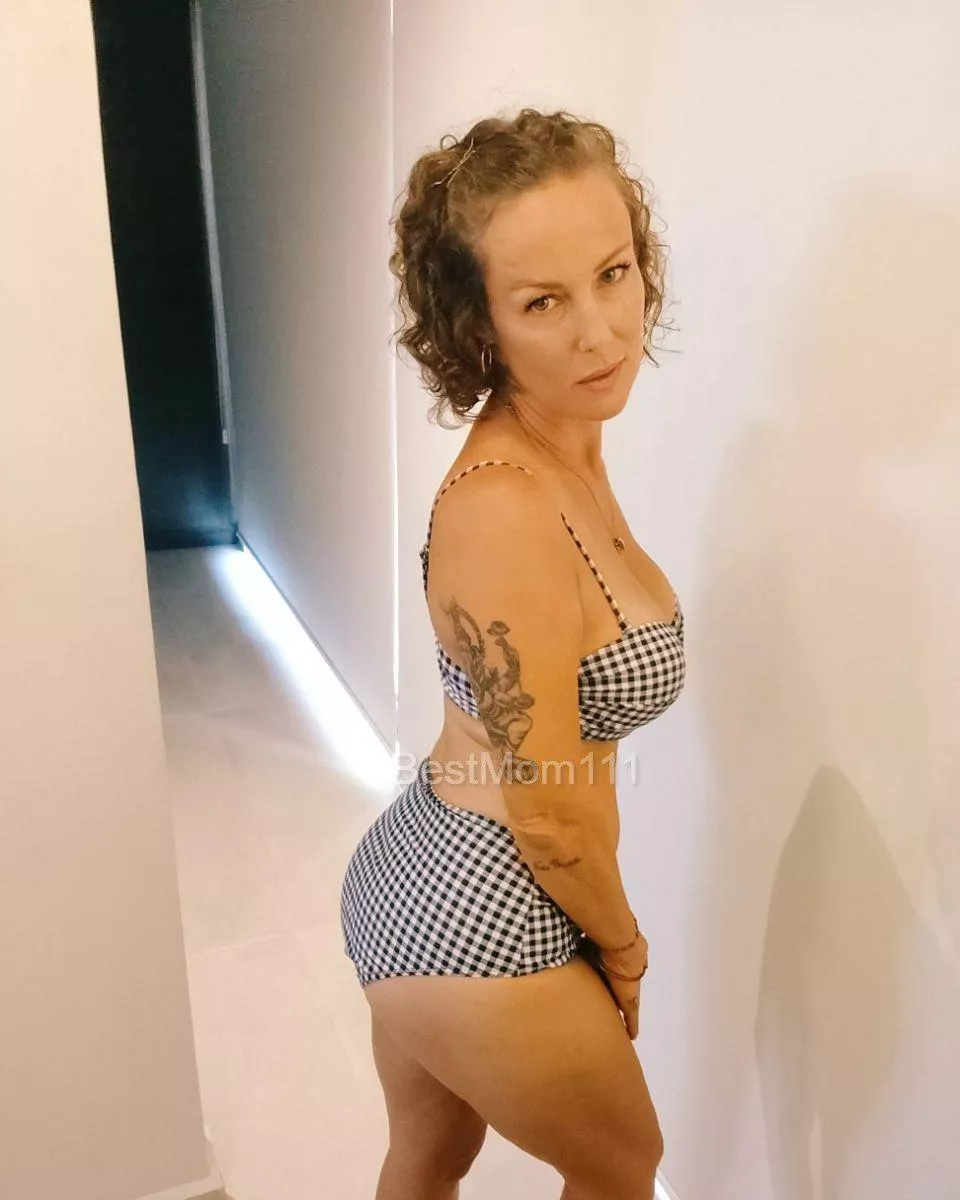 Best Mom (@itsbreastmom) posted by BestMom111