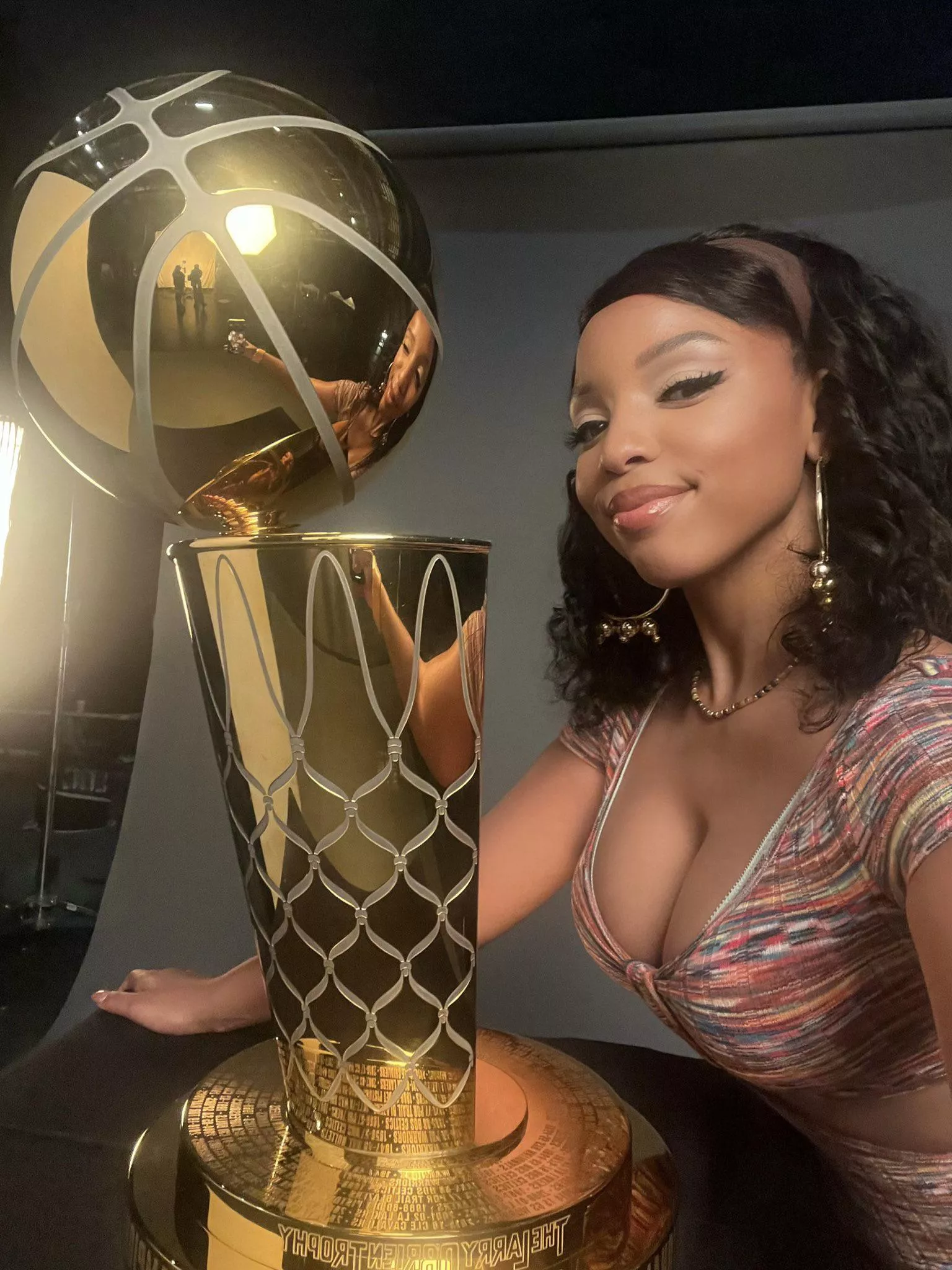 Chloe with Larry O’Brien posted by big_g_67