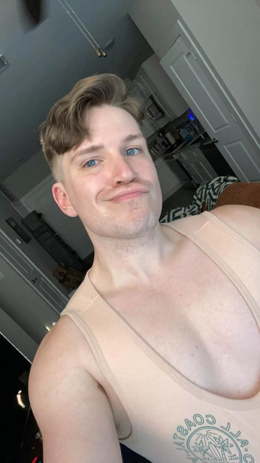 Here’s to another weekend posted by blanquito_guerito