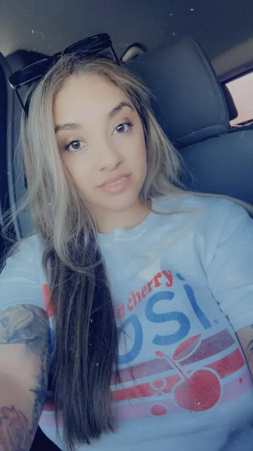 How bout a smile with clothes on  by MarieLuvzYa