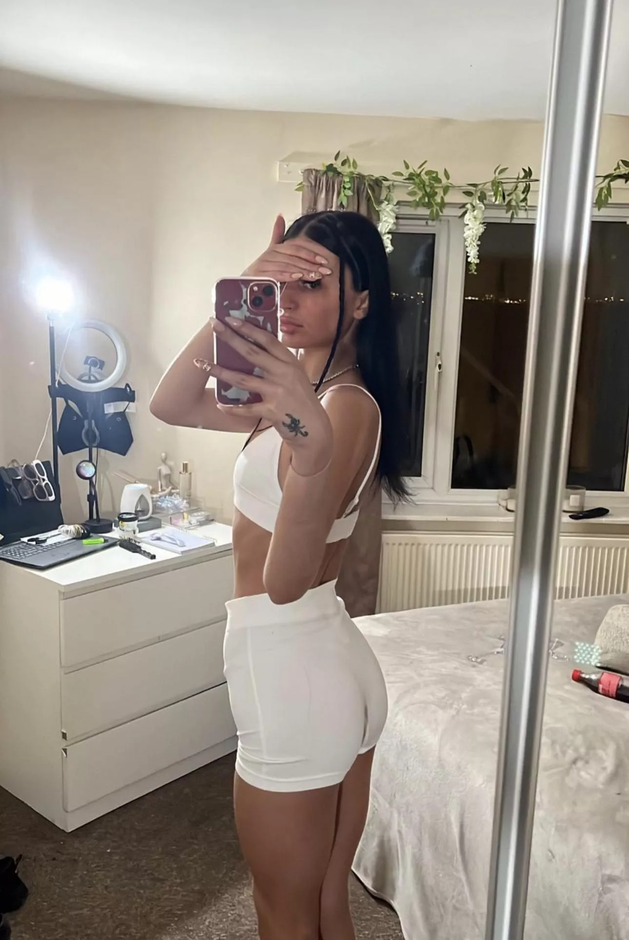 i wish i could smile this is the best i can do  posted by SprinklesBright8037