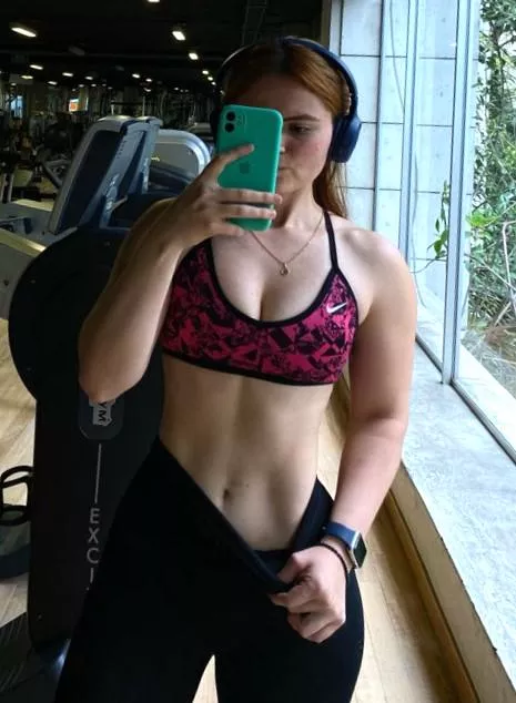 Quick selfie for you posted by SweetJessicaa