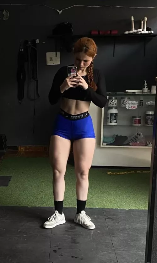 Wanna be my new gym buddy? by Gorgeous-Jessica