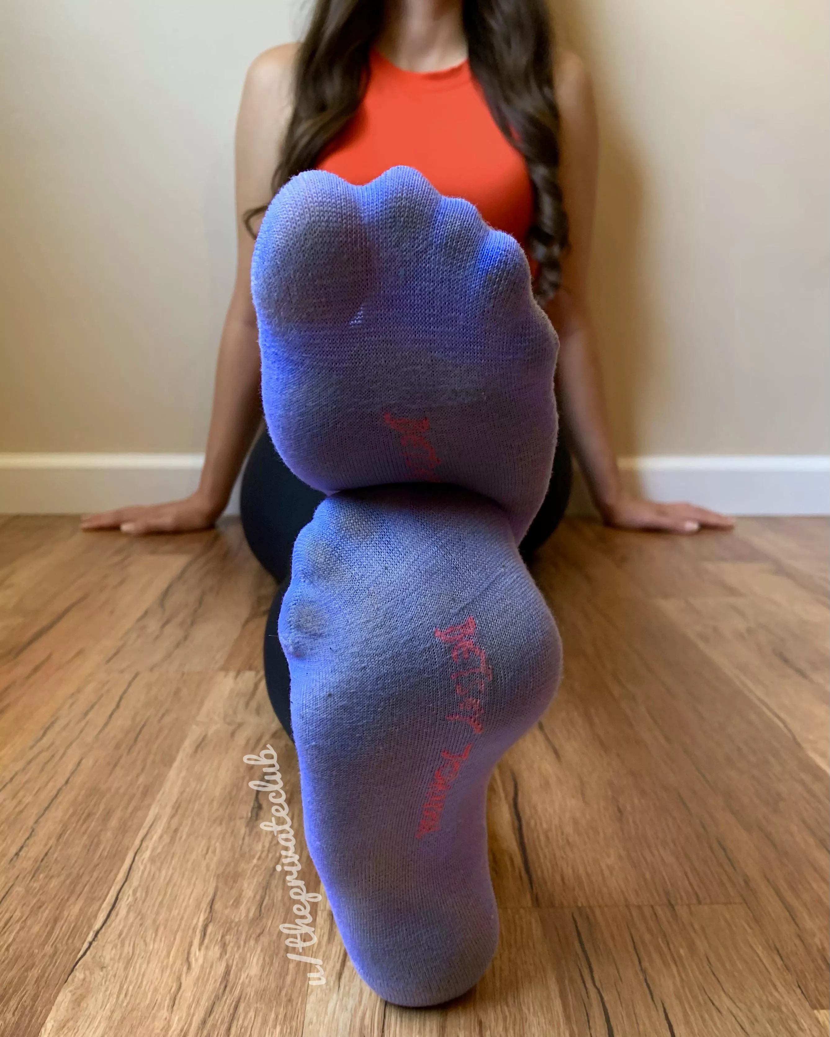 Arch you glad to see these toes! posted by ThePrivateClub