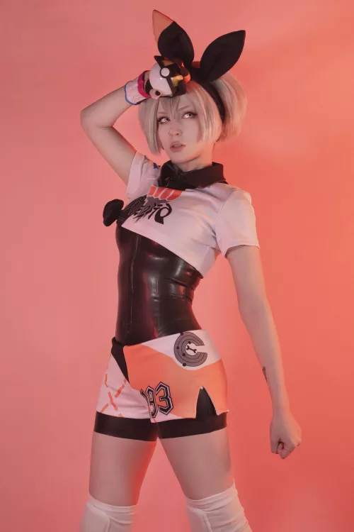 Bea cosplay by (Shiroktsne)  by Weird-Doughnut7002