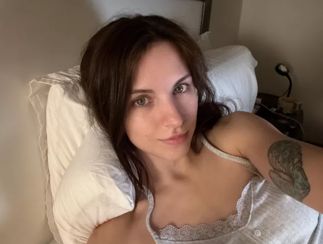 bedtime selfie [f] by lisa_joyce