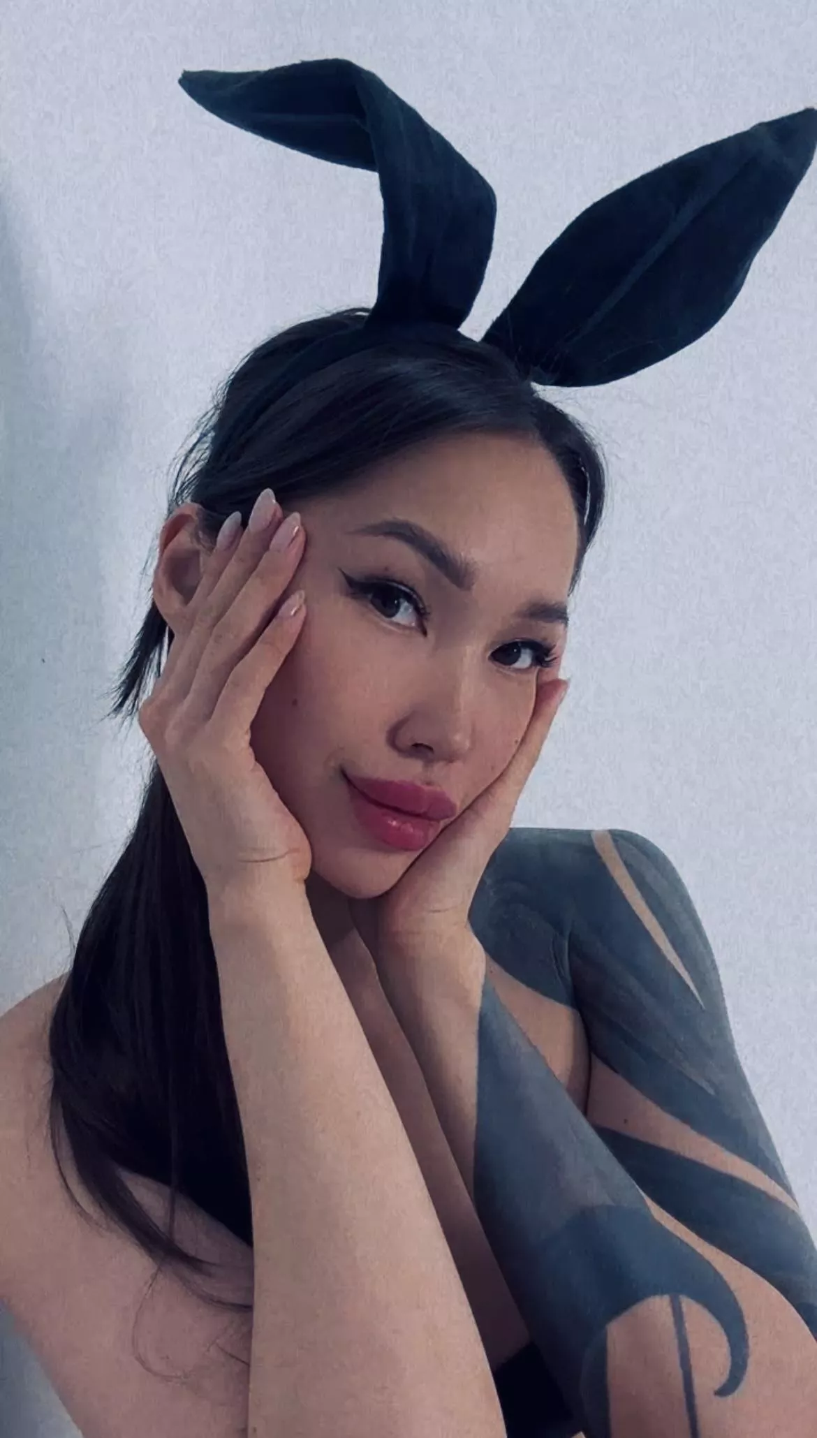 bunny needs something to bounce on posted by DarlingGlowingCharm