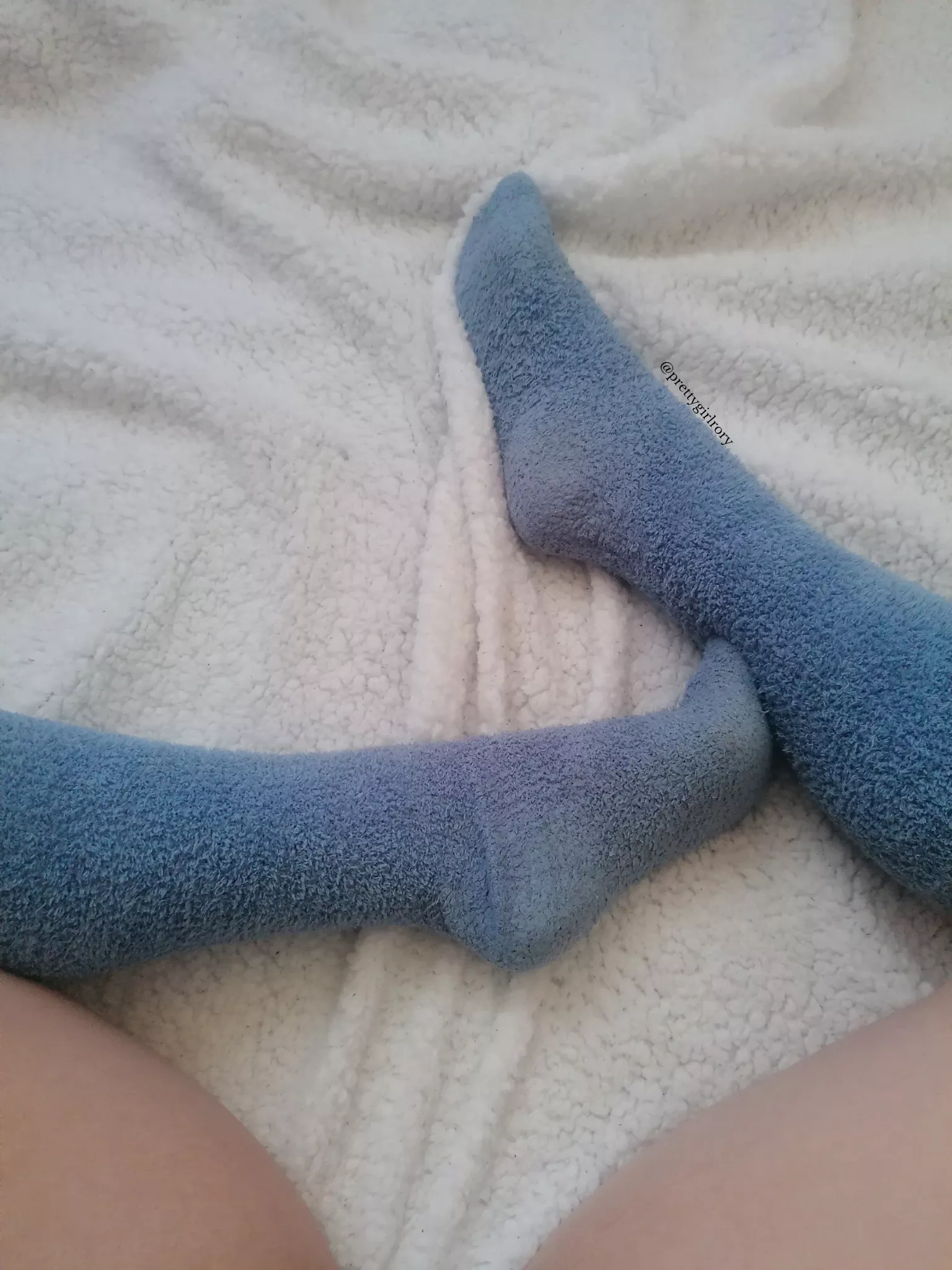 do these stay on with everything else off? posted by prettygirlrory