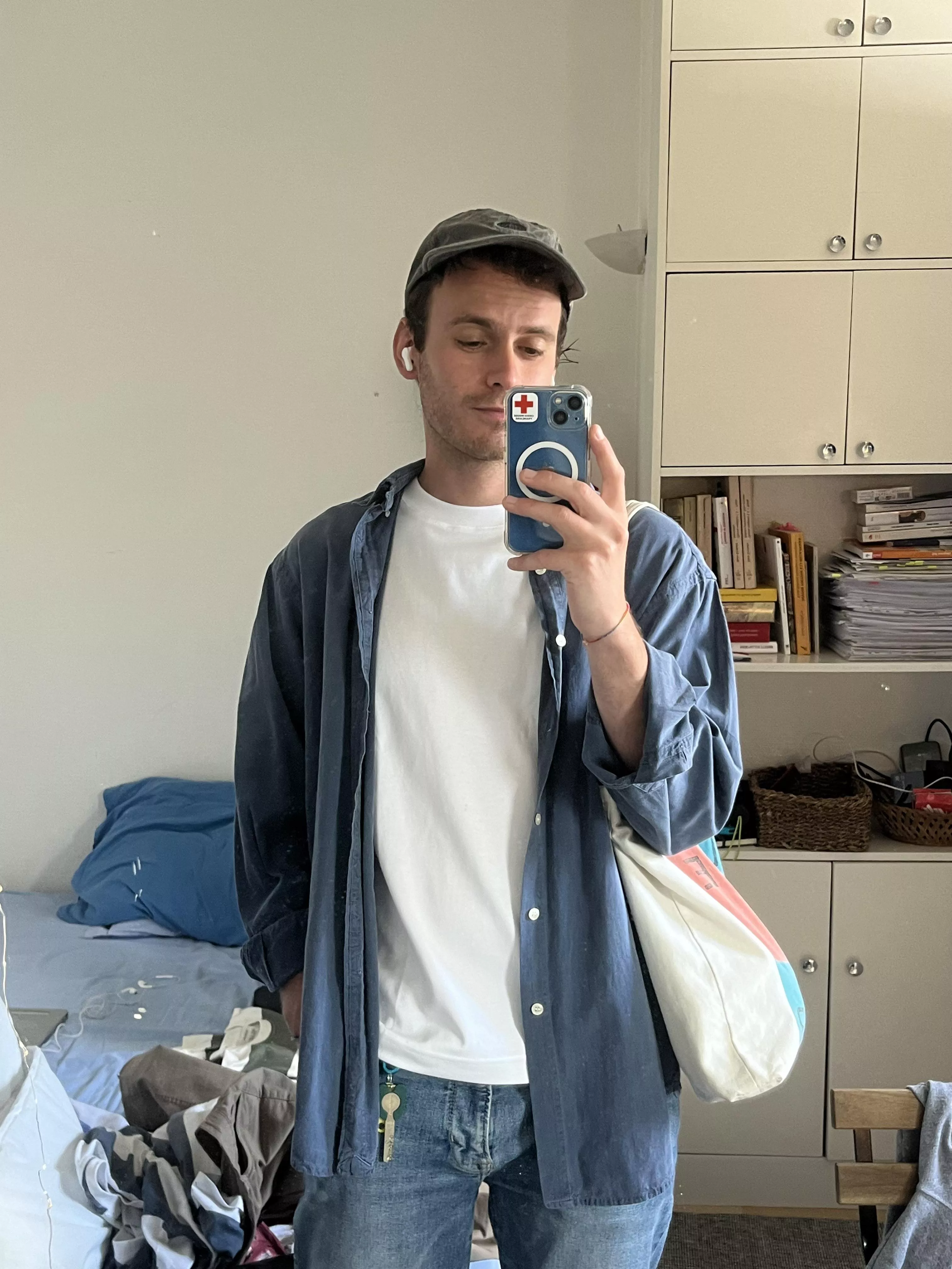 Hi there :) posted by fraxxx_98