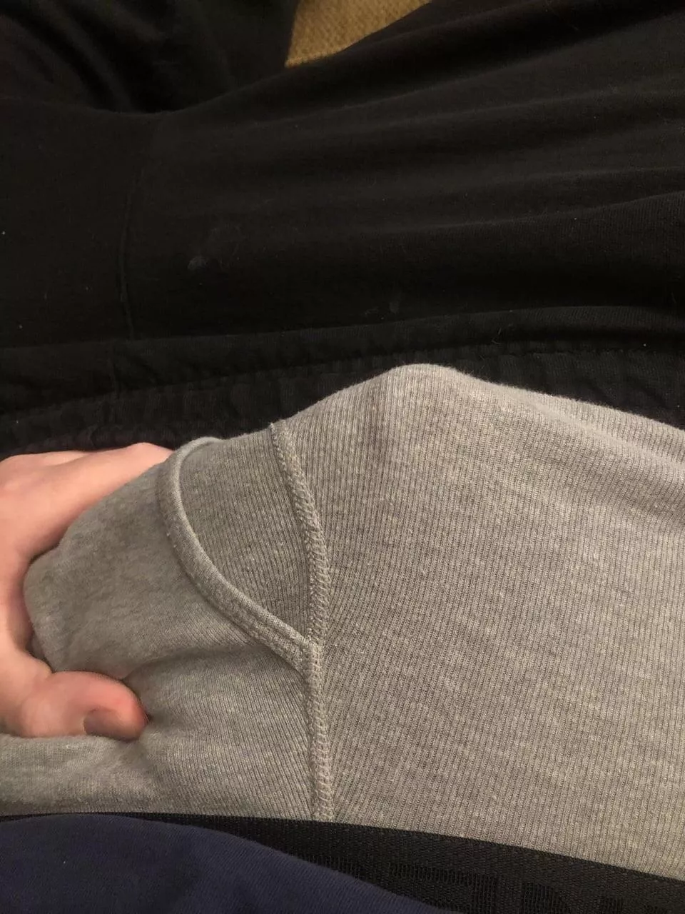 hit me uppp posted by barelyybreathingg