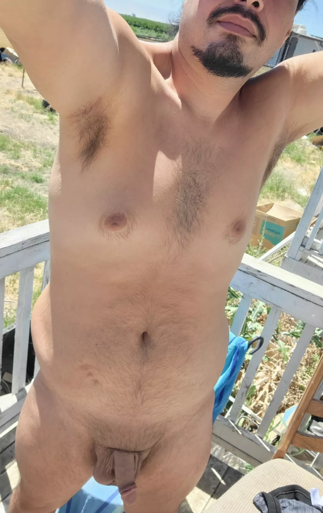 It feels so good to get some backyard sun ☀️  posted by Keedic_don