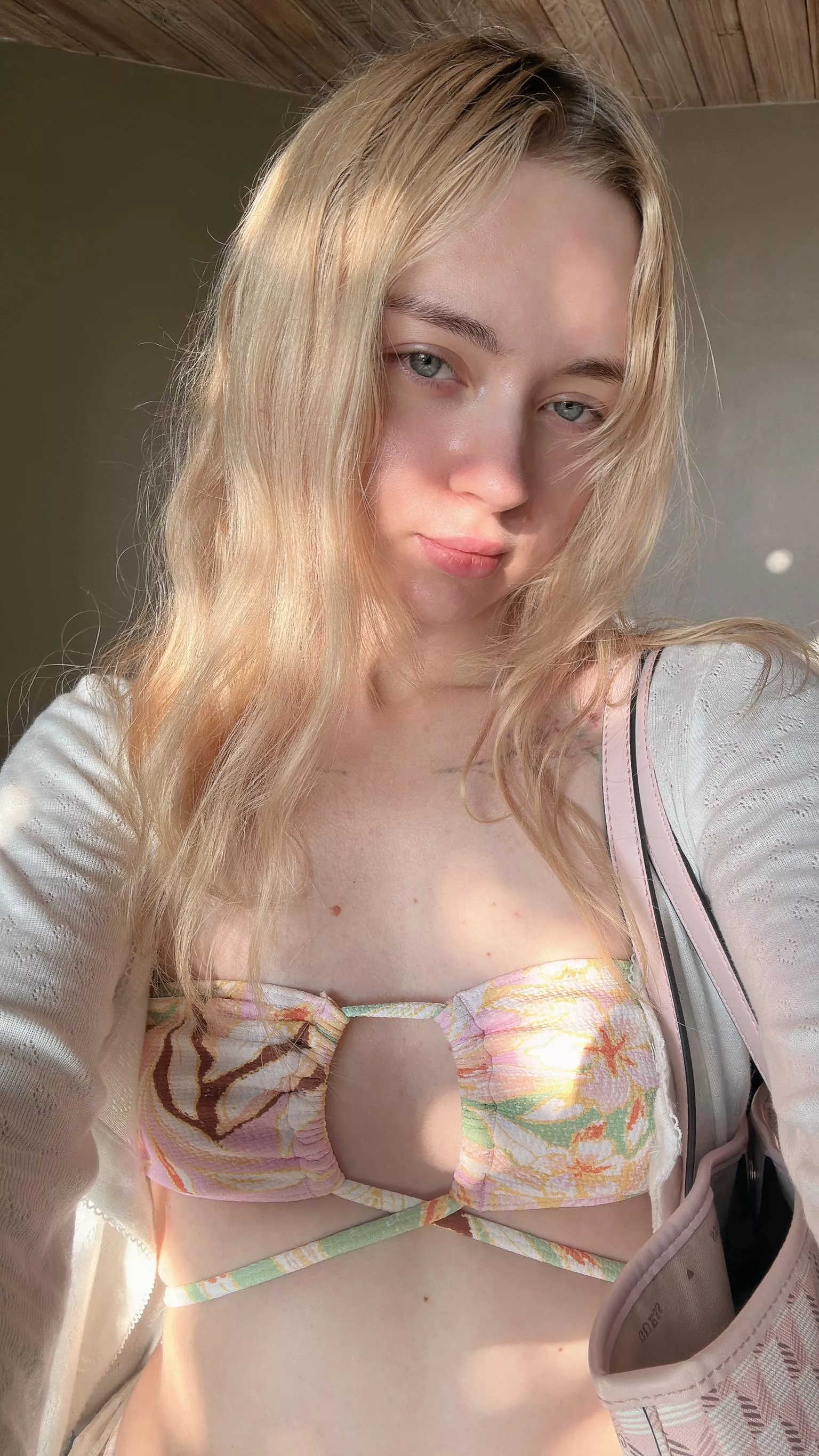 The fair-haired maiden: Your very own blonde princessa ;) posted by OppositeEnclos