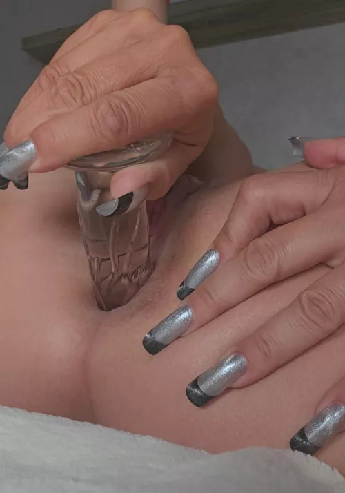 Who likes tight assholes?  by xyamalle