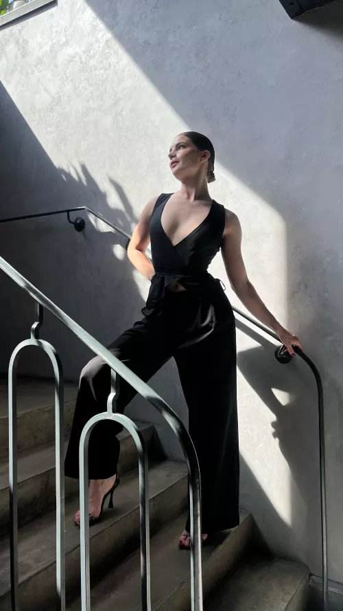 Do you consider me sexy even if Im clothed? by Lovely_Andra327