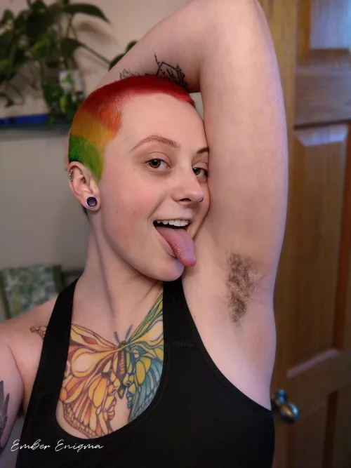 Forgot deodorant today, oopsies 😝 by emberXenigma