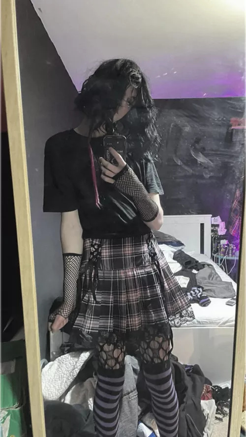 Hey!! Xxx by cyztalScarlet