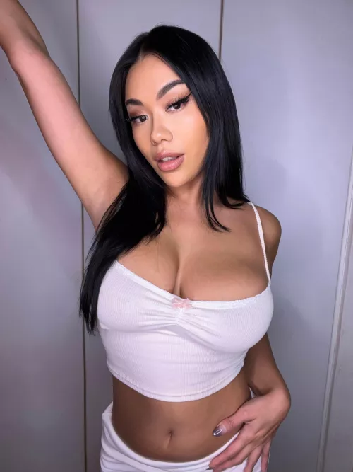 Honest thoughts are welcome 🥰 by PinkishBlossom