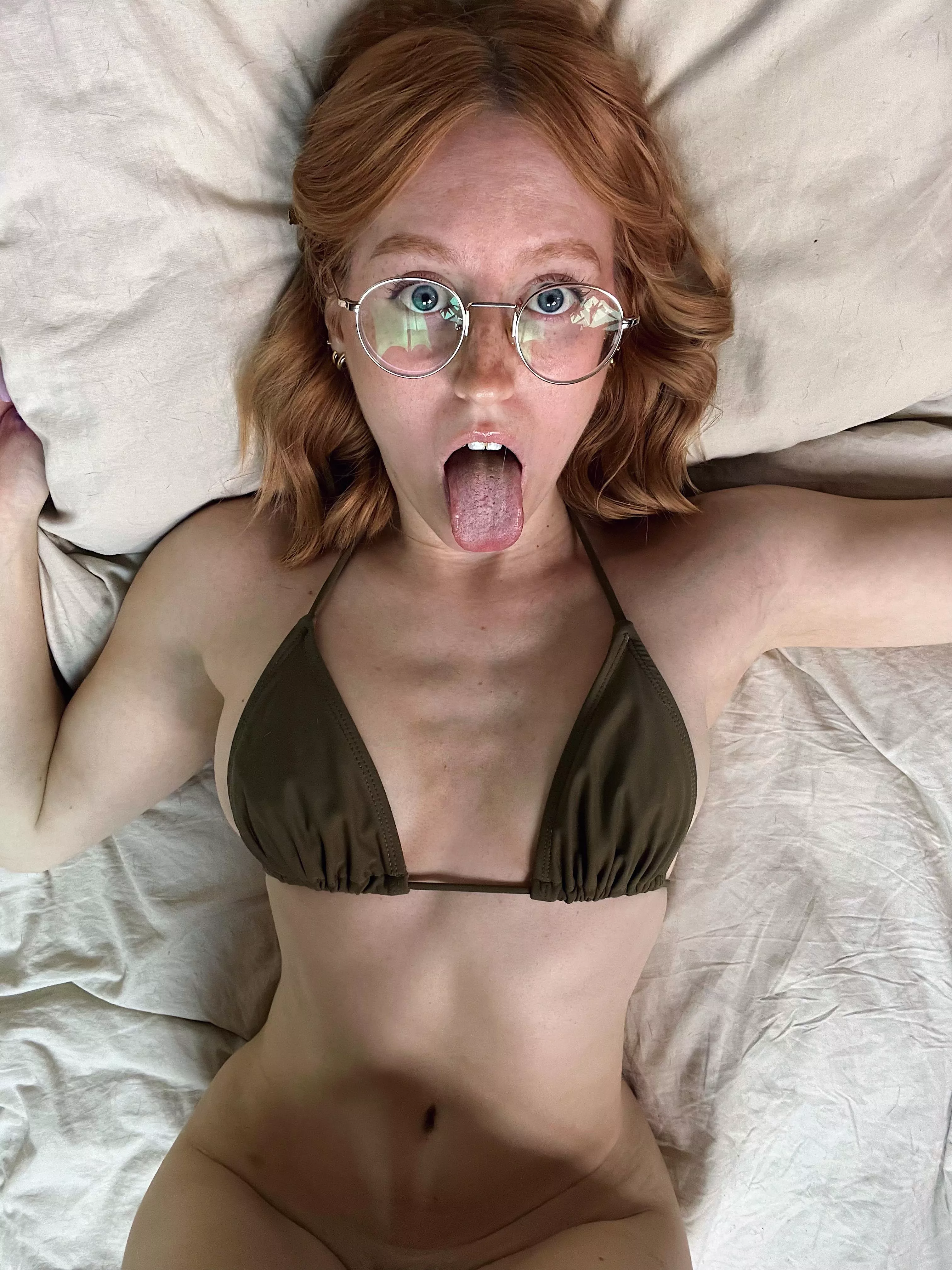 [IRTR] What was the first thought that came to mind when you saw me posted by Pinkgirlxxx