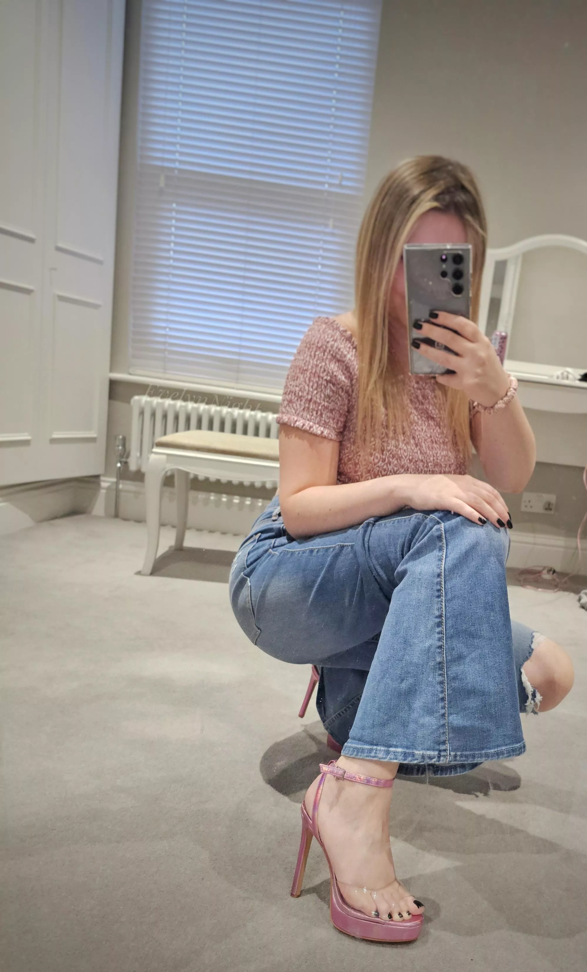 These are the acceptable day version of a pole dancing heel 🤭 posted by EvelynNight