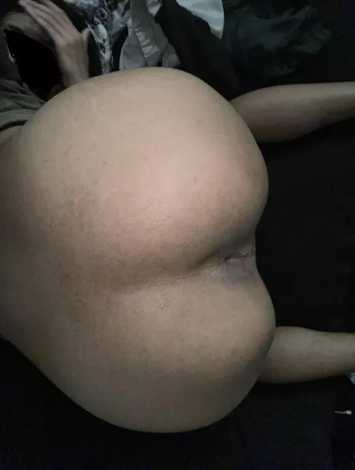 All yours <3 by Little-Resource-1252