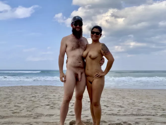 Cool couple hoping to find some others by Cabding