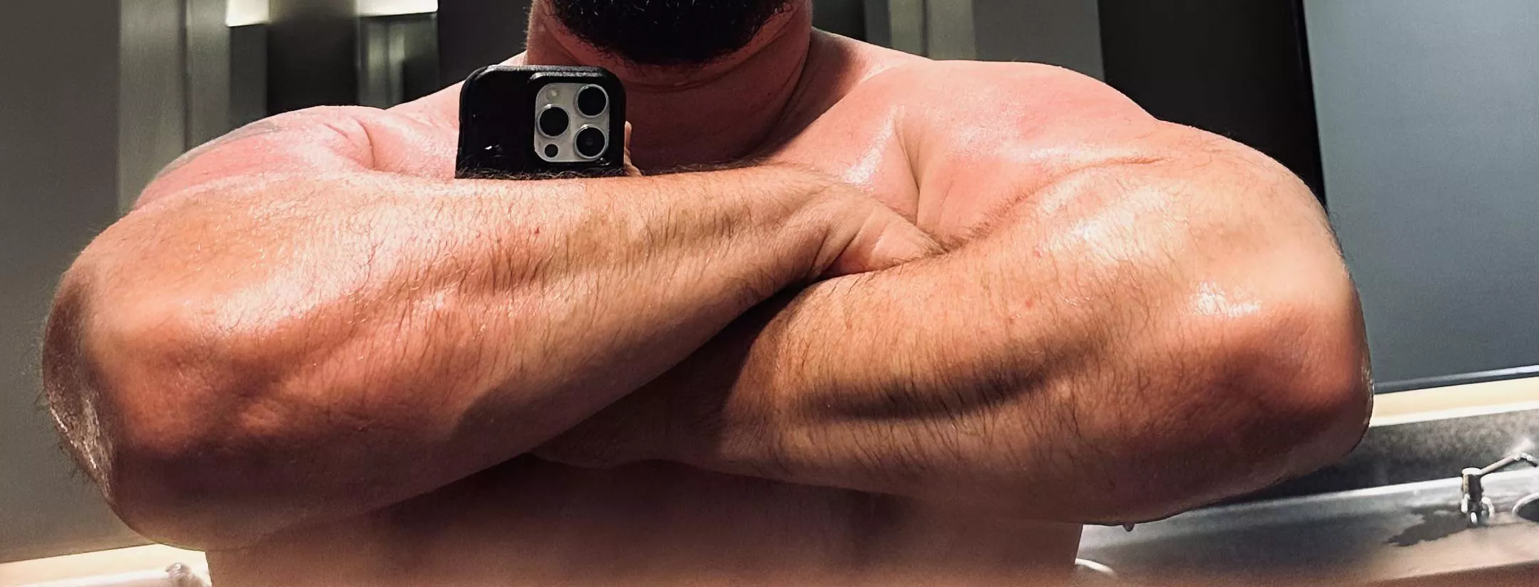 Ex used to tell me I should post here but I never did. Well here you go. posted by CoolZooKeeper