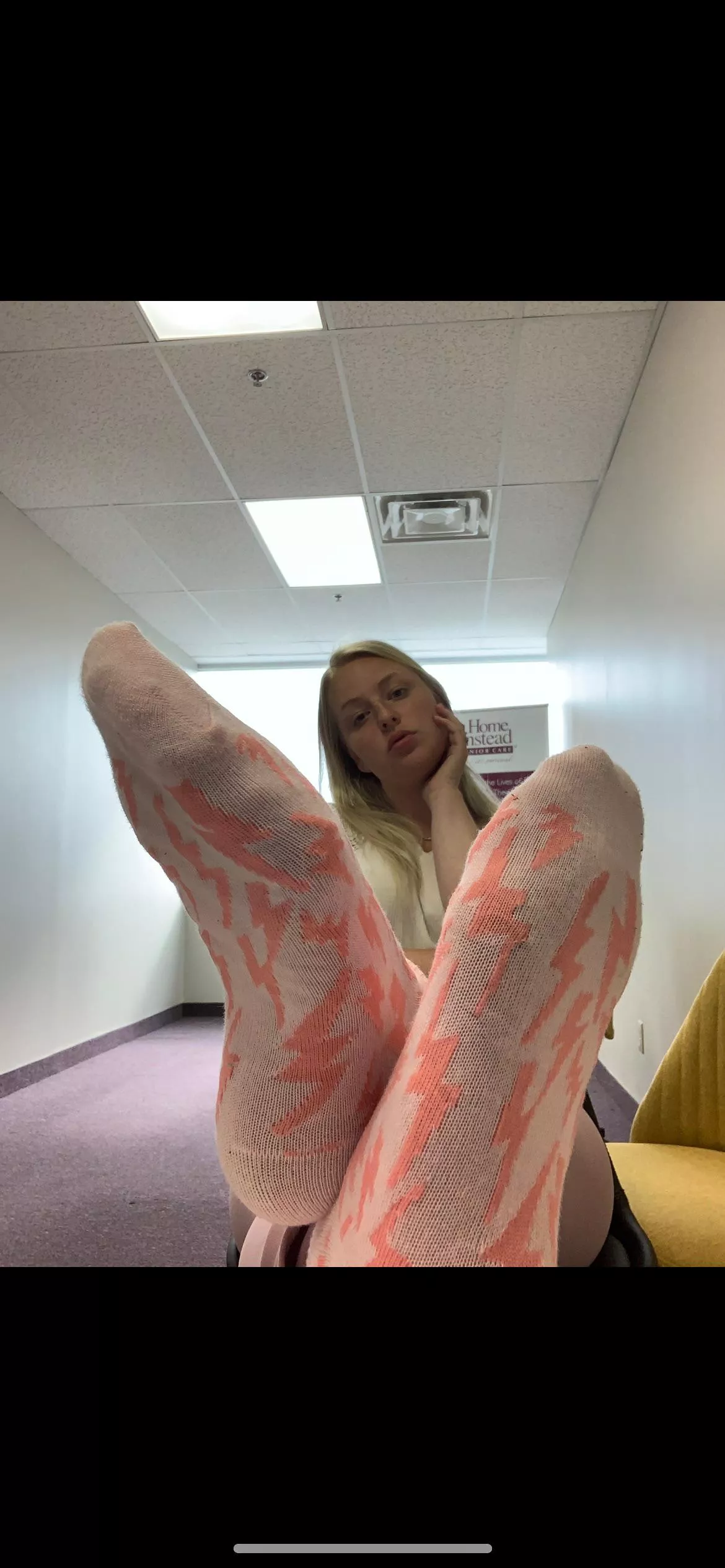 [F] pink in the office today posted by shanks9201