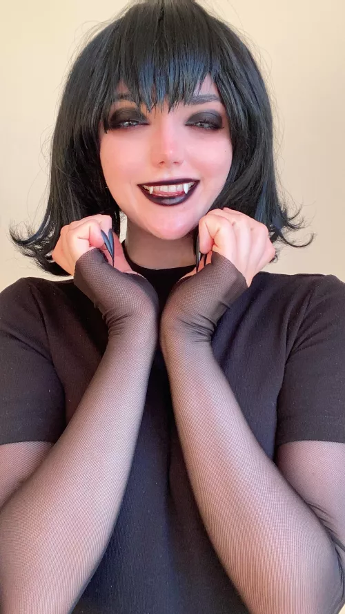 Mavis Dracula from Hotel Transylvania by Fleurxy
 by im_fleurxy