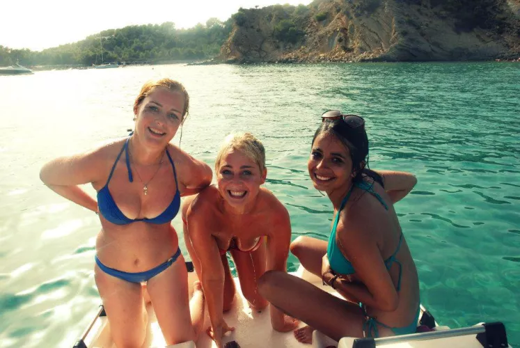 Rank these boat girls  by elliotkar44