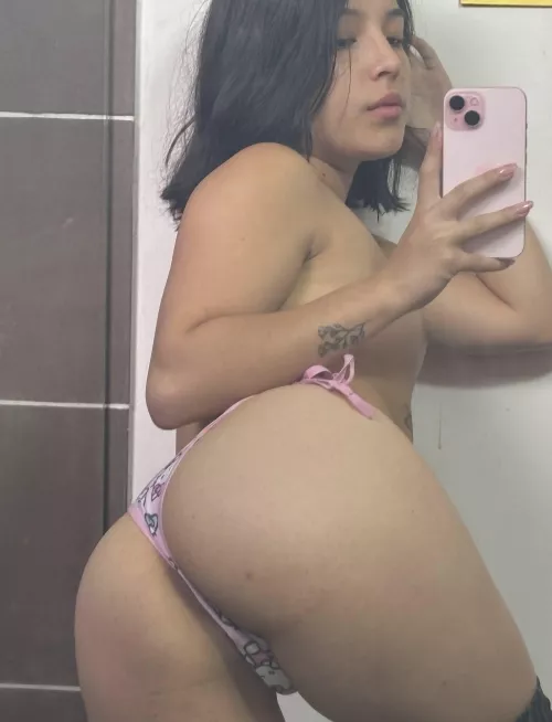 Tell me your zodiac sign and I'll tell you if we're gonna fuck or not by Classy_Ava