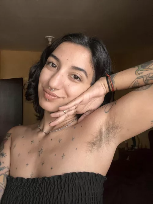 Who’s a long haired armpit lover?  by devilslittebaby