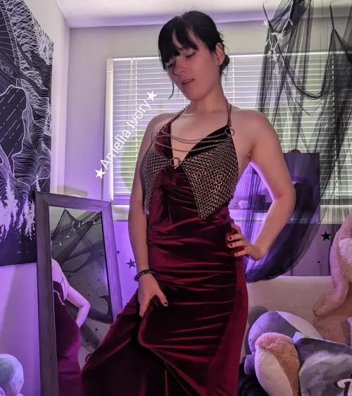 Would you even be able to handle how big I am? Or should I start training you. by thogh_high_bi