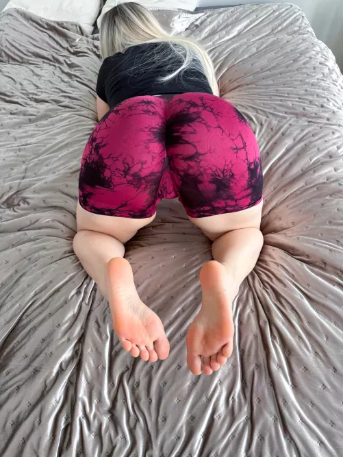 Would you like worship me in this shorts after yoga by TinaCurvyXO